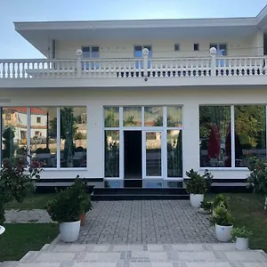 Taverna Zisi Hotel